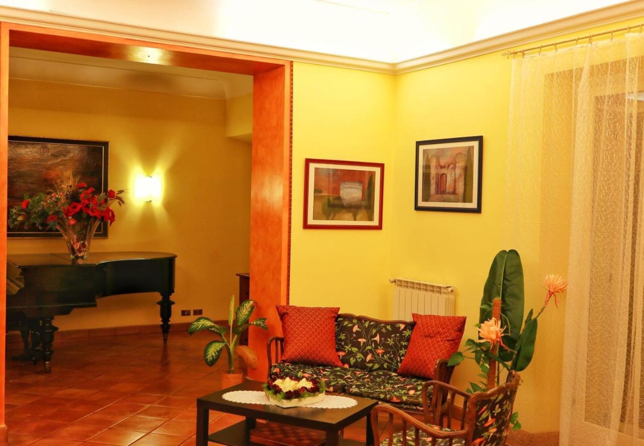 Borgo Dei Castelli Hotel Grottaferrata Eksteriør billede